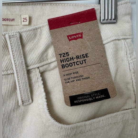 LEVIS 726 High-Rise Corduroy Pants - Cream - Size 25- NWT - Picture 2 of 8